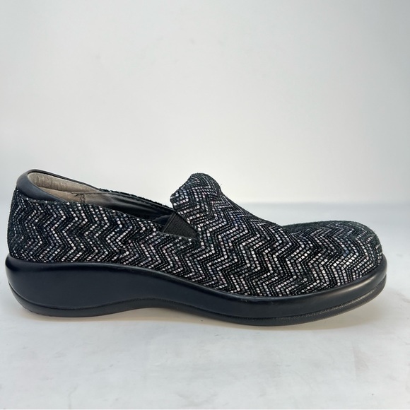 ALEGRIA Shoes Women 5 Black Silver Chevron Leather Slip On Comfort Loafers Nurse - Picture 7 of 11